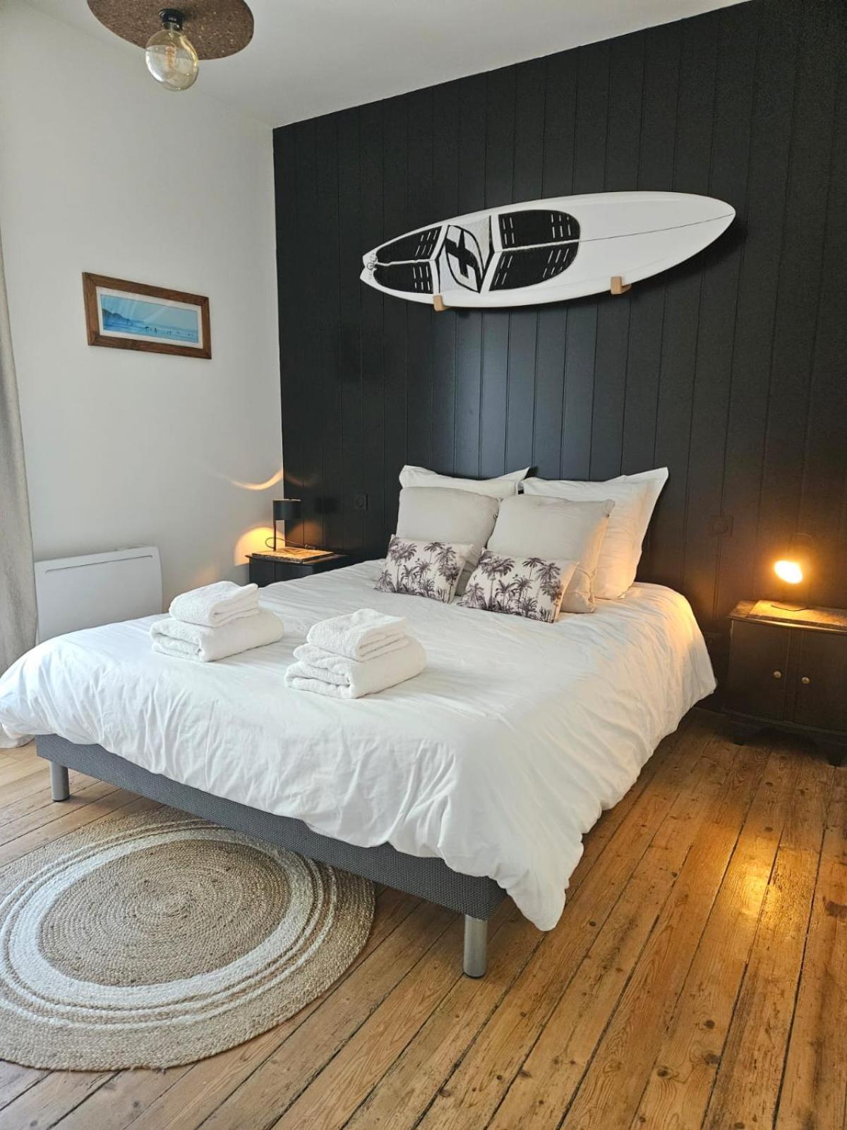 Anatoline Audierne Appart'Hotel Vue Mer - Sea & Harbor Stay ภายนอก รูปภาพ