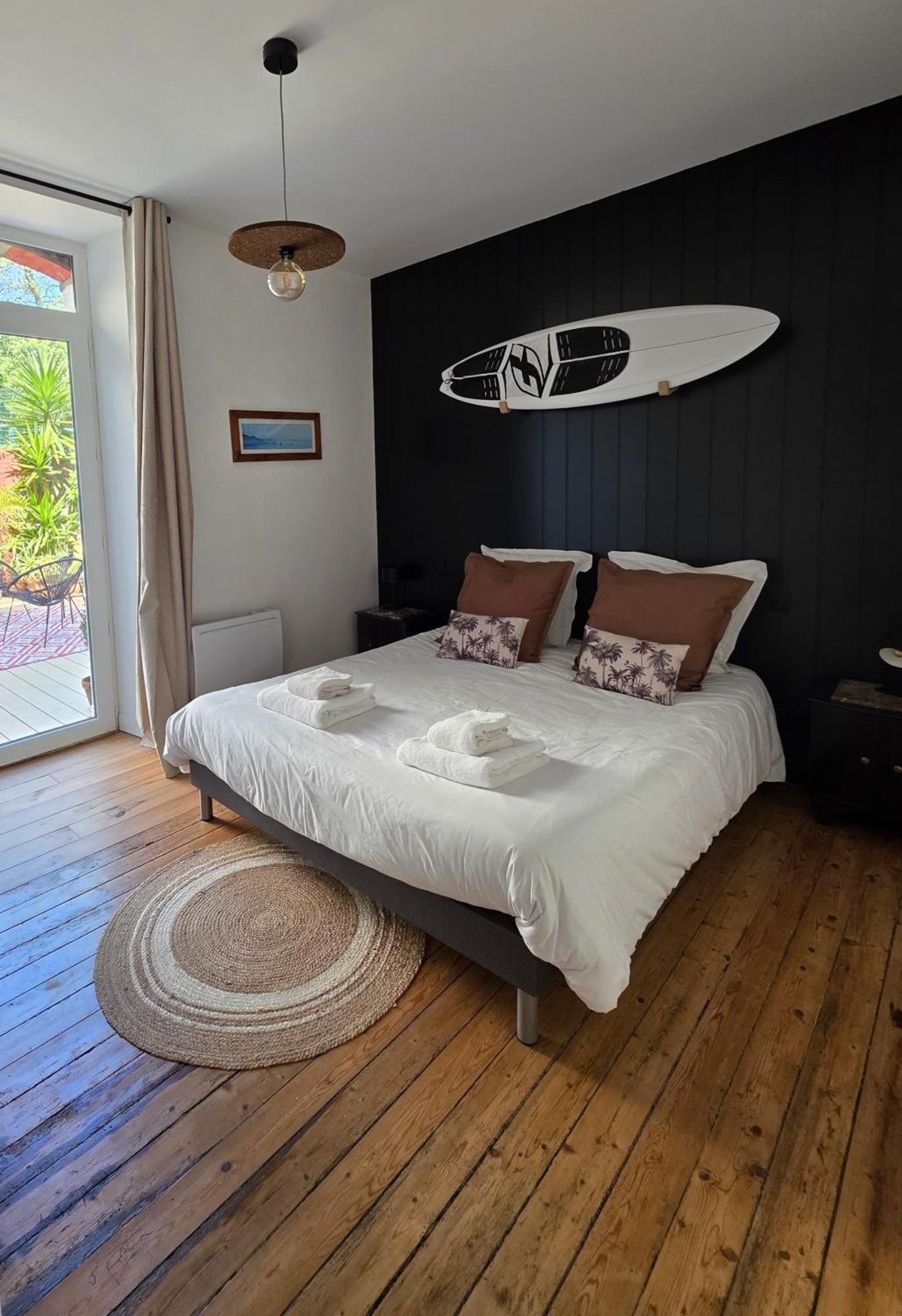 Anatoline Audierne Appart'Hotel Vue Mer - Sea & Harbor Stay ภายนอก รูปภาพ